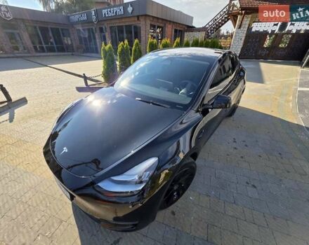 Черный Тесла Model Y, объемом двигателя 0 л и пробегом 27 тыс. км за 28999 $, фото 10 на Automoto.ua