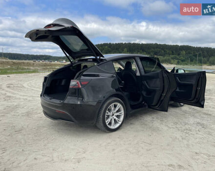 Черный Тесла Model Y, объемом двигателя 0 л и пробегом 83 тыс. км за 25500 $, фото 14 на Automoto.ua