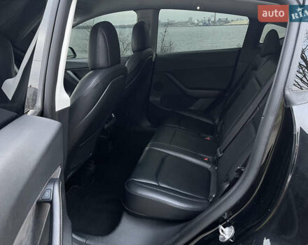 Чорний Тесла Model Y, об'ємом двигуна 0 л та пробігом 88 тис. км за 29999 $, фото 14 на Automoto.ua