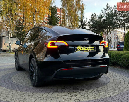 Черный Тесла Model Y, объемом двигателя 0 л и пробегом 121 тыс. км за 25750 $, фото 4 на Automoto.ua