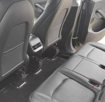 Черный Тесла Model Y, объемом двигателя 0 л и пробегом 46 тыс. км за 25900 $, фото 9 на Automoto.ua