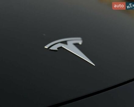 Черный Тесла Model Y, объемом двигателя 0 л и пробегом 44 тыс. км за 34200 $, фото 9 на Automoto.ua