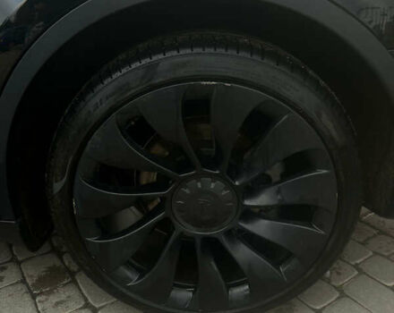 Черный Тесла Model Y, объемом двигателя 0 л и пробегом 28 тыс. км за 35990 $, фото 20 на Automoto.ua