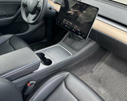 Черный Тесла Model Y, объемом двигателя 0 л и пробегом 36 тыс. км за 40800 $, фото 15 на Automoto.ua