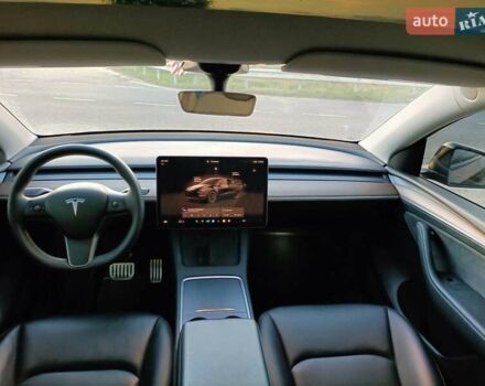 Черный Тесла Model Y, объемом двигателя 0 л и пробегом 50 тыс. км за 26600 $, фото 3 на Automoto.ua
