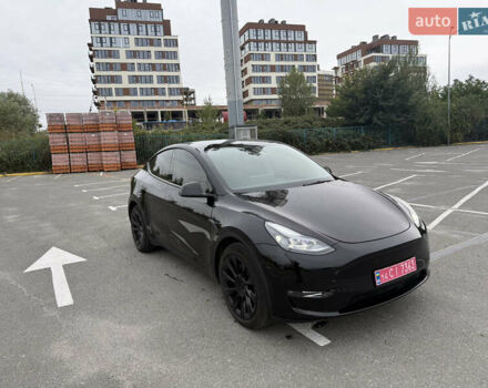 Черный Тесла Model Y, объемом двигателя 0 л и пробегом 65 тыс. км за 27000 $, фото 2 на Automoto.ua
