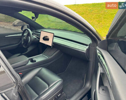 Чорний Тесла Model Y, об'ємом двигуна 0 л та пробігом 53 тис. км за 30500 $, фото 14 на Automoto.ua