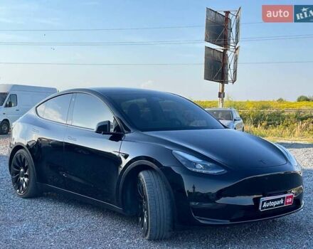 Черный Тесла Model Y, объемом двигателя 0 л и пробегом 73 тыс. км за 27890 $, фото 2 на Automoto.ua