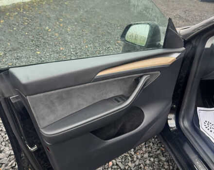 Черный Тесла Model Y, объемом двигателя 0 л и пробегом 224 тыс. км за 27500 $, фото 16 на Automoto.ua