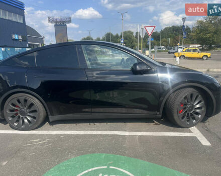 Черный Тесла Model Y, объемом двигателя 0 л и пробегом 45 тыс. км за 24800 $, фото 2 на Automoto.ua