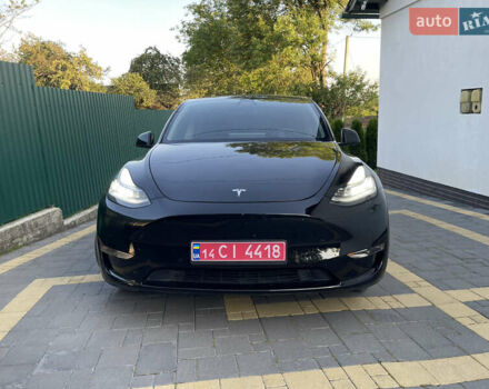 Черный Тесла Model Y, объемом двигателя 0 л и пробегом 65 тыс. км за 25500 $, фото 4 на Automoto.ua