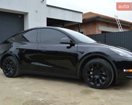 Чорний Тесла Model Y, об'ємом двигуна 0 л та пробігом 32 тис. км за 25900 $, фото 10 на Automoto.ua