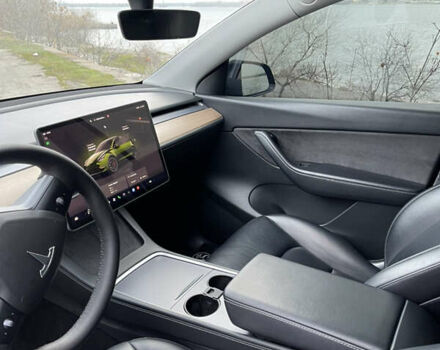 Чорний Тесла Model Y, об'ємом двигуна 0 л та пробігом 88 тис. км за 29999 $, фото 12 на Automoto.ua
