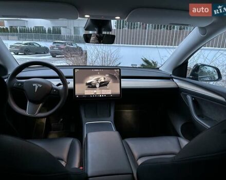 Чорний Тесла Model Y, об'ємом двигуна 0 л та пробігом 27 тис. км за 29000 $, фото 22 на Automoto.ua
