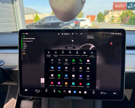 Черный Тесла Model Y, объемом двигателя 0 л и пробегом 79 тыс. км за 31999 $, фото 2 на Automoto.ua