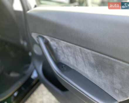 Тесла Model Y 2022 у Луцьку на Automoto.ua Чорний Тесла Model Y, об'ємом двигуна 0 л та пробігом 224 тис. км за 27500 $, фото 68 на Automoto.ua