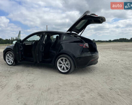 Черный Тесла Model Y, объемом двигателя 0 л и пробегом 83 тыс. км за 25500 $, фото 19 на Automoto.ua