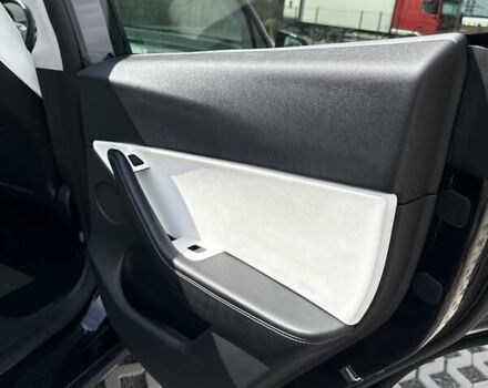 Тесла Model Y 2022 в Луцке на Automoto.ua Черный Тесла Model Y, объемом двигателя 0 л и пробегом 222 тыс. км за 19999 $, фото 50 на Automoto.ua