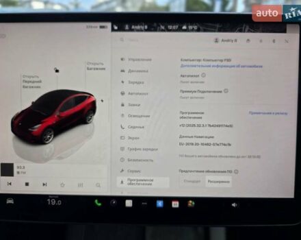 Черный Тесла Model Y, объемом двигателя 0 л и пробегом 27 тыс. км за 28999 $, фото 12 на Automoto.ua