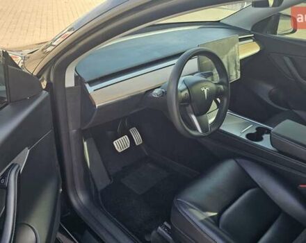 Тесла Model Y 2022 у Ковель на Automoto.ua Чорний Тесла Model Y, об'ємом двигуна 0 л та пробігом 80 тис. км за 27400 $, фото 2 на Automoto.ua