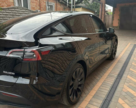 Черный Тесла Model Y, объемом двигателя 0 л и пробегом 56 тыс. км за 27000 $, фото 2 на Automoto.ua