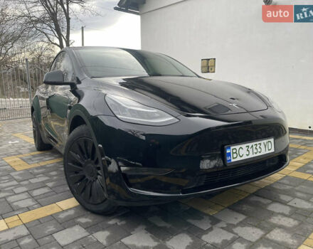Черный Тесла Model Y, объемом двигателя 0 л и пробегом 67 тыс. км за 27500 $, фото 3 на Automoto.ua