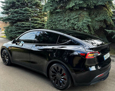 Черный Тесла Model Y, объемом двигателя 0 л и пробегом 40 тыс. км за 28500 $, фото 2 на Automoto.ua
