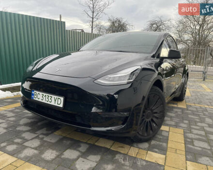 Черный Тесла Model Y, объемом двигателя 0 л и пробегом 67 тыс. км за 27500 $, фото 1 на Automoto.ua