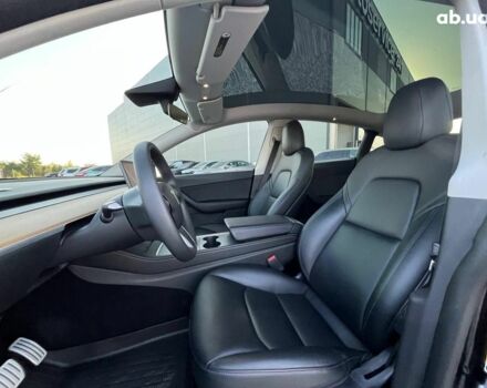 Черный Тесла Model Y, объемом двигателя 0 л и пробегом 73 тыс. км за 27890 $, фото 15 на Automoto.ua