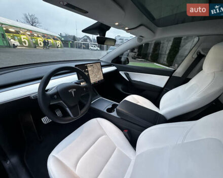 Черный Тесла Model Y, объемом двигателя 0 л и пробегом 85 тыс. км за 28000 $, фото 12 на Automoto.ua