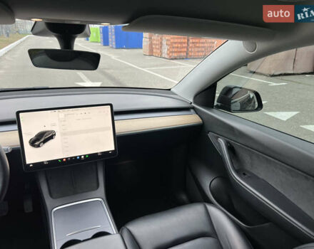 Черный Тесла Model Y, объемом двигателя 0 л и пробегом 61 тыс. км за 22900 $, фото 24 на Automoto.ua