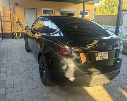 Черный Тесла Model Y, объемом двигателя 0 л и пробегом 89 тыс. км за 25500 $, фото 5 на Automoto.ua