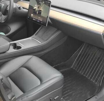 Черный Тесла Model Y, объемом двигателя 0 л и пробегом 46 тыс. км за 25900 $, фото 13 на Automoto.ua