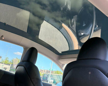 Черный Тесла Model Y, объемом двигателя 0 л и пробегом 51 тыс. км за 22500 $, фото 20 на Automoto.ua