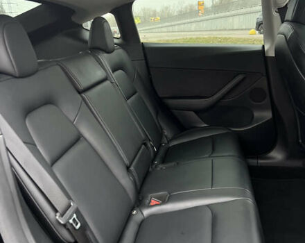 Черный Тесла Model Y, объемом двигателя 0 л и пробегом 61 тыс. км за 22900 $, фото 35 на Automoto.ua