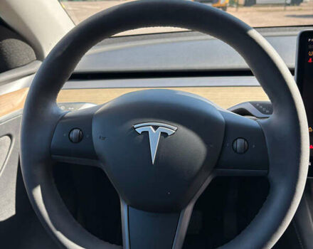 Черный Тесла Model Y, объемом двигателя 0 л и пробегом 51 тыс. км за 22500 $, фото 25 на Automoto.ua