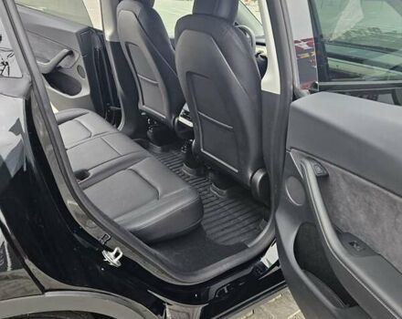 Черный Тесла Model Y, объемом двигателя 0 л и пробегом 46 тыс. км за 26000 $, фото 26 на Automoto.ua