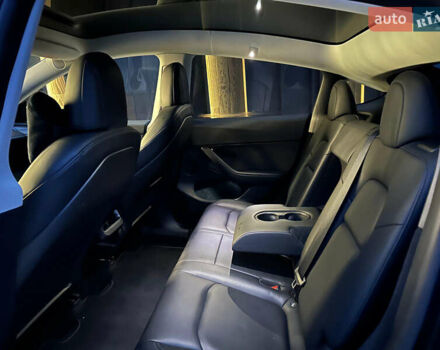 Черный Тесла Model Y, объемом двигателя 0 л и пробегом 33 тыс. км за 26900 $, фото 19 на Automoto.ua