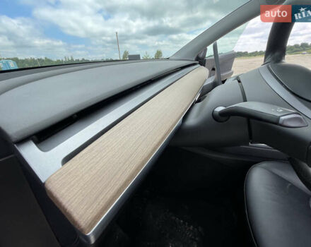 Черный Тесла Model Y, объемом двигателя 0 л и пробегом 83 тыс. км за 25500 $, фото 23 на Automoto.ua