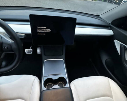 Черный Тесла Model Y, объемом двигателя 0 л и пробегом 85 тыс. км за 28000 $, фото 24 на Automoto.ua