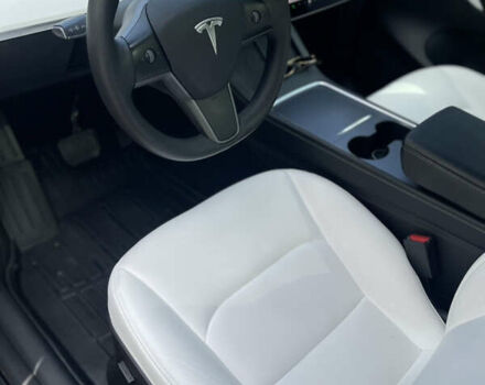 Черный Тесла Model Y, объемом двигателя 0 л и пробегом 89 тыс. км за 26999 $, фото 21 на Automoto.ua