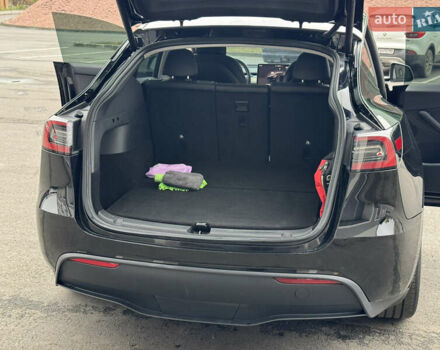 Черный Тесла Model Y, объемом двигателя 0 л и пробегом 68 тыс. км за 25000 $, фото 12 на Automoto.ua