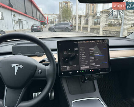 Черный Тесла Model Y, объемом двигателя 0 л и пробегом 36 тыс. км за 40800 $, фото 24 на Automoto.ua