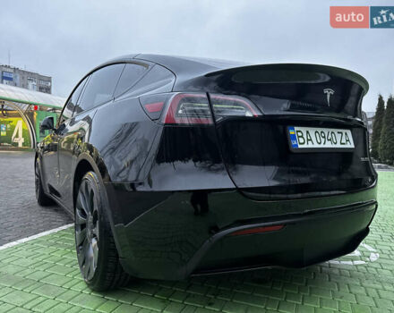 Черный Тесла Model Y, объемом двигателя 0 л и пробегом 85 тыс. км за 28000 $, фото 4 на Automoto.ua