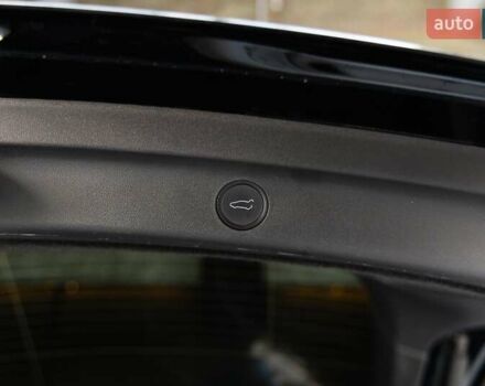 Черный Тесла Model Y, объемом двигателя 0 л и пробегом 155 тыс. км за 23000 $, фото 28 на Automoto.ua