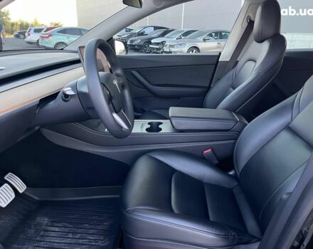 Черный Тесла Model Y, объемом двигателя 0 л и пробегом 73 тыс. км за 27890 $, фото 12 на Automoto.ua