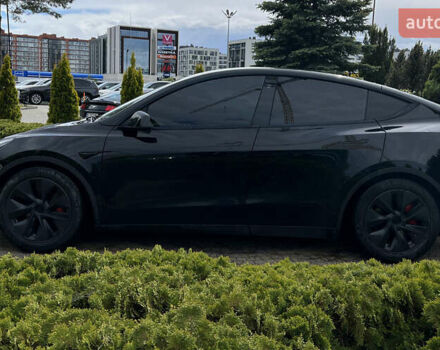 Чорний Тесла Model Y, об'ємом двигуна 0 л та пробігом 103 тис. км за 30999 $, фото 3 на Automoto.ua