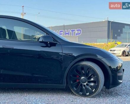 Черный Тесла Model Y, объемом двигателя 0 л и пробегом 73 тыс. км за 27890 $, фото 3 на Automoto.ua