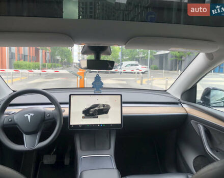 Черный Тесла Model Y, объемом двигателя 0 л и пробегом 43 тыс. км за 32490 $, фото 8 на Automoto.ua