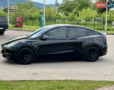 Черный Тесла Model Y, объемом двигателя 0 л и пробегом 60 тыс. км за 24500 $, фото 4 на Automoto.ua